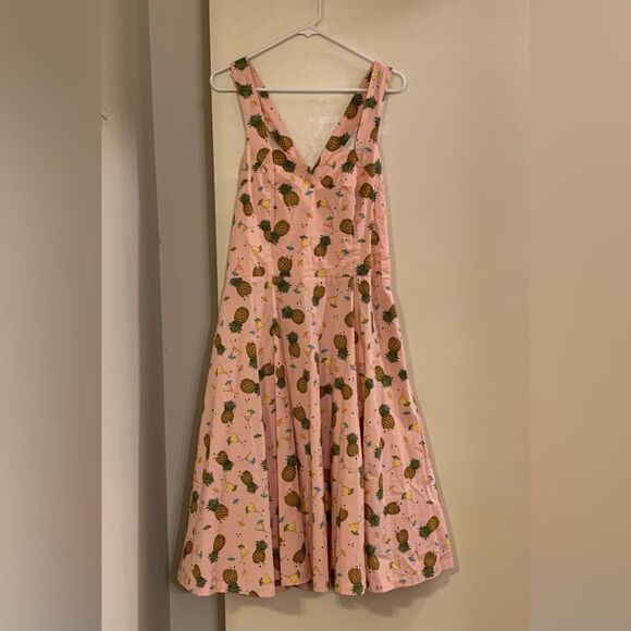 BANNED APPAREL NWOT Pineapple Retro Swing Love Halter Dress - Picture 8 of 14